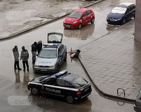 Зрелищна гонка в Кючука! Полицаи преследват беглец, правят му блокада СНИМКИ и ВИДЕО