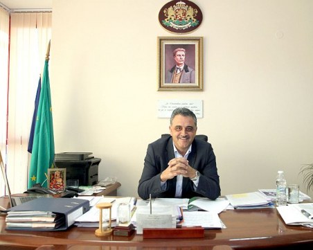 Кметът на община “Марица“ честити празника