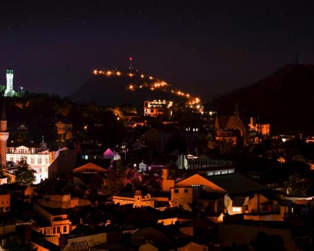 Светлините в Пловдив угасват за час на 24 март