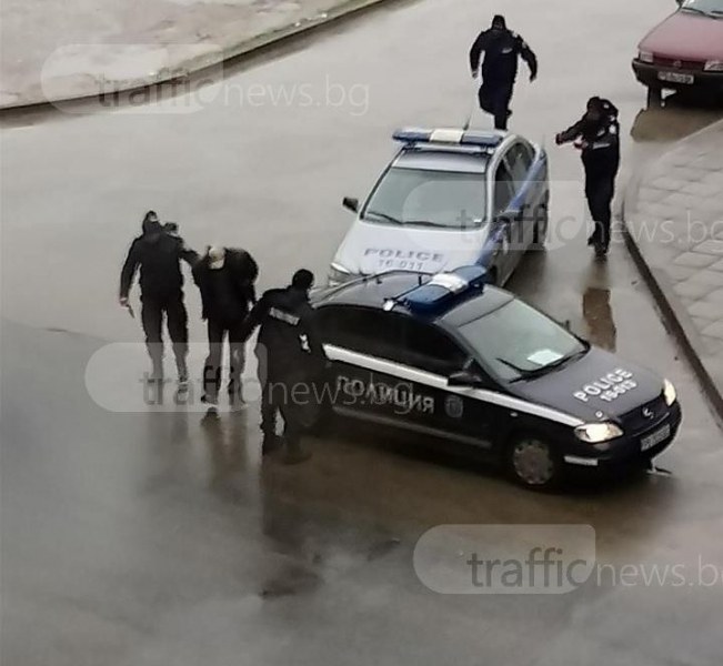 Шофьорът, вдигнал накрак полицията в Кючука, се оказа без книжка ВИДЕО
