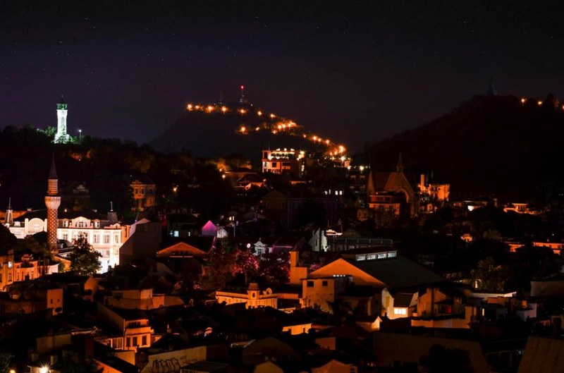 Светлините в Пловдив угасват за час на 24 март