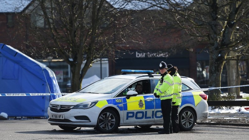 Втори полицай е получил медицинска помощ след химическата атака в Англия