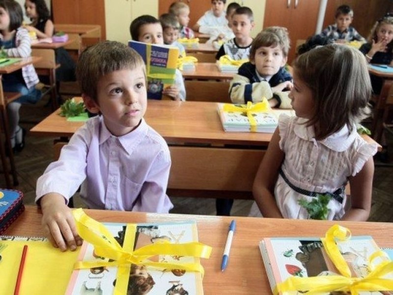 Ясни са сроковете за прием на първокласници в Пловдив