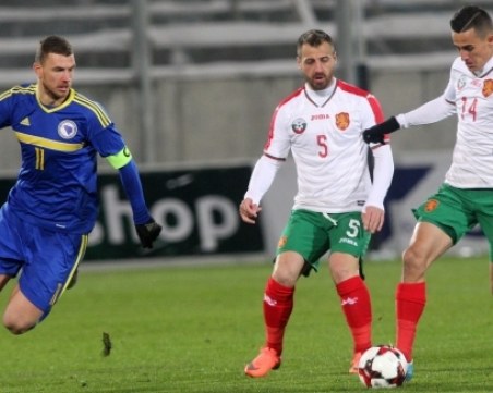 Босна победи невзрачна България, комичен червен картон за нашите