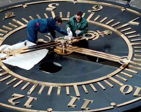 Още един ден преди да преместим стрелките с час напред