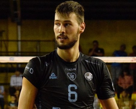 Пловдивчанин с пореден силен мач, на победа е от титла в Аржентина