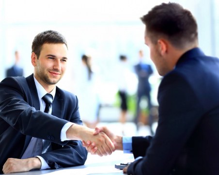 Заплата 5 бона в Пловдив - без опит, без образование, подходяща и за студенти