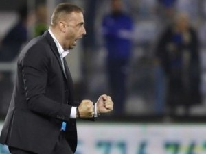 Ивайло Петев загази! Съдят го за огромна сума