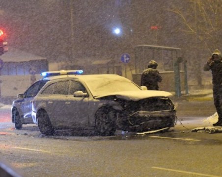 Тежка катастрофа! Майка и дете са ранени, шофьор скочи да се бие с друг