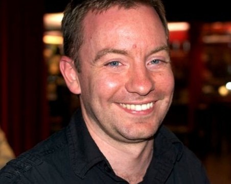 Фейсбук краде данни чрез игри