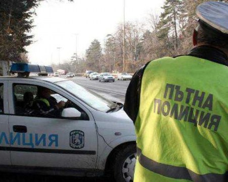 Нарушител на пътя реши да 