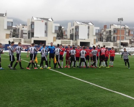 Юношите на Локо с трета поредна победа