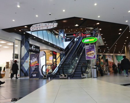 Софийска бригада нападна моловете в Пловдив, краде с “брустър“ чанти