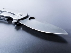 28-годишна наръга майка си с нож