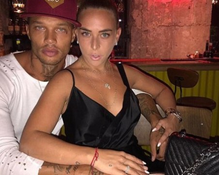 Най-сексапилният престъпник чака дете от милиардерка