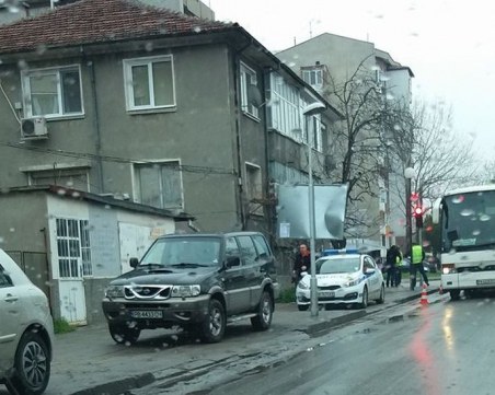 Пометоха жена на пешеходна пътека в Кючука СНИМКИ