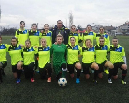 Момичетата на ФК ЕНКО на силен турнир във Франция