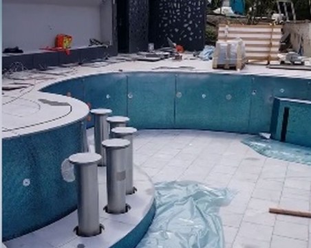 Пловдивски ром строи къщата на собственика на “Хайнекен“ в Женева! И то каква! ВИДЕО