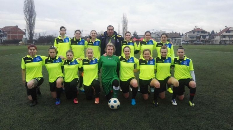 Момичетата на ФК ЕНКО на силен турнир във Франция