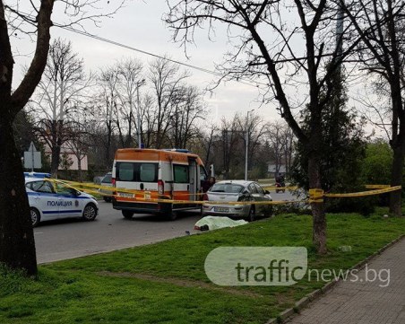 29-годишен моторист е загиналият тази сутрин в Пловдив! Починал е намясто СНИМКИ