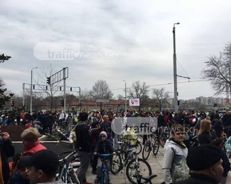 Стотици пловдивчани с колела се събраха в Тракия! Велосезонът е открит СНИМКИ