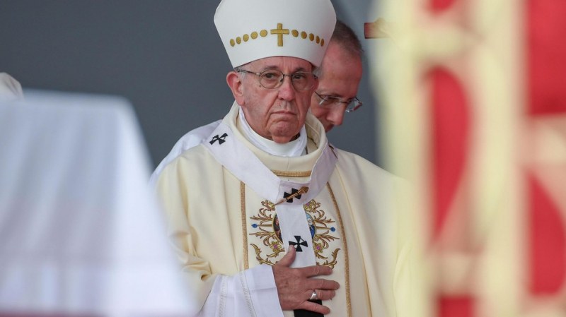 Папата: Ад не съществува, осъдените души просто 