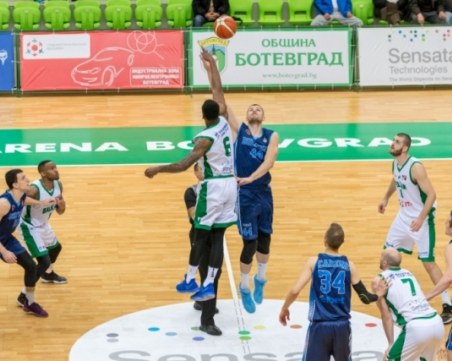 Академик Бултекс 99 се държа храбро в Ботевград, но рухна в края