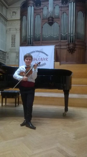 10 -годишен пловдивски цигулар е победител в конкурса Grumiaux в Белгия