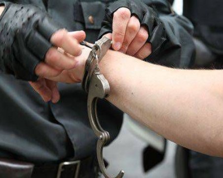 Арестуваха съпруга на 61-годишната жена, намерена мъртва с множество наранявания