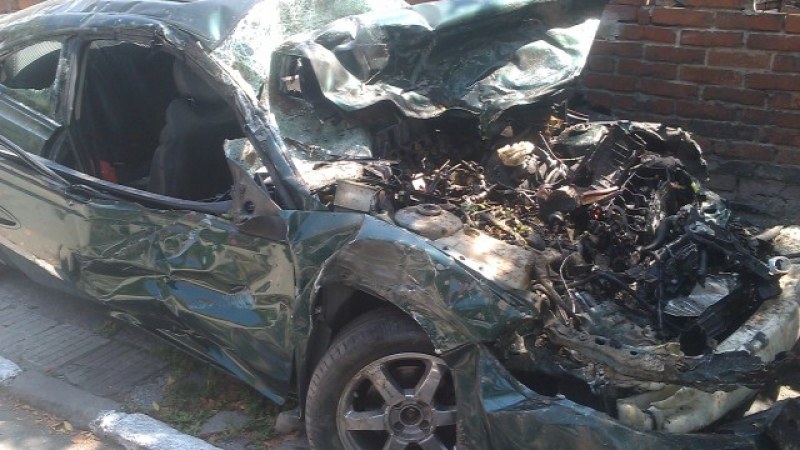 Екстрадираха от Германия шофьор, който уби двама край Пловдив! Влиза в затвора