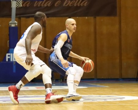 Груев готов за мача с Башкими, Академик Бултекс 99 гони победа с 14 точки