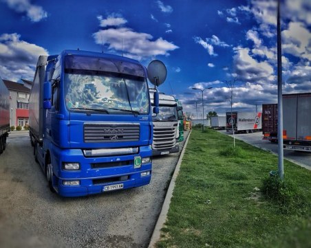 Хиляди български шофьори стават имигранти или безработни заради нова регулация