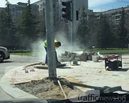 “Щрабаг“ запрати облаци прах в носовете на пловдивчани и филтрите на колите им
