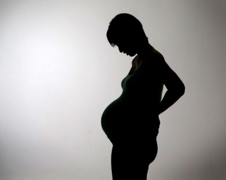 30-годишен трансджендър роди дете