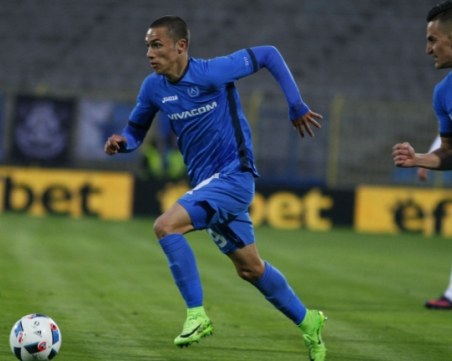 Левски хвърля младоци срещу Ботев в Коматево