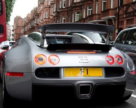 Продават регистрационен номер за 32 милиона лева