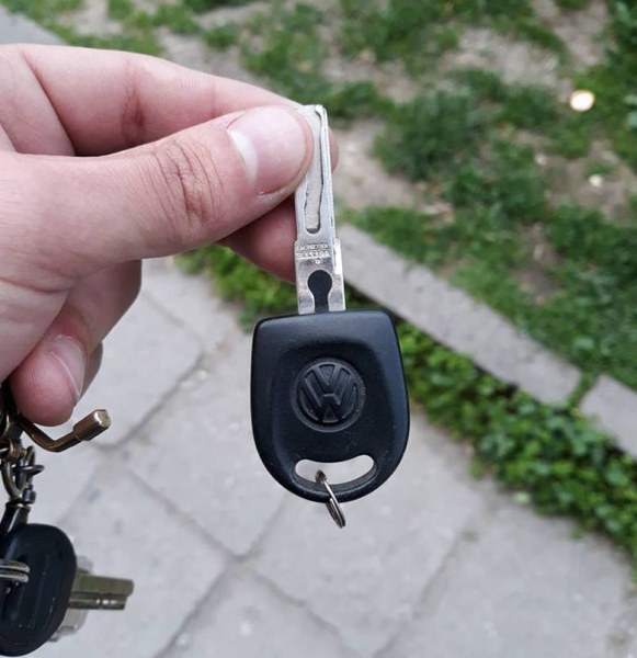 Намериха загубен ключ за автомобил СНИМКА