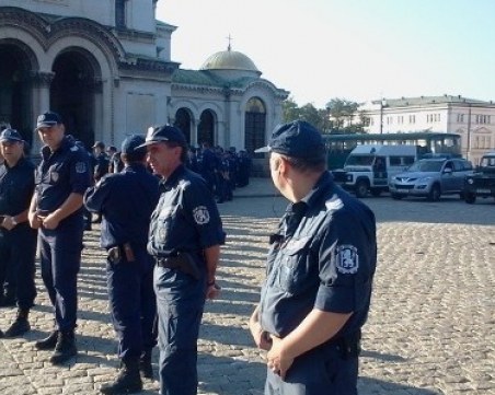 Бъдете внимателни тази вечер около църквите! Дебнат ви джебчии