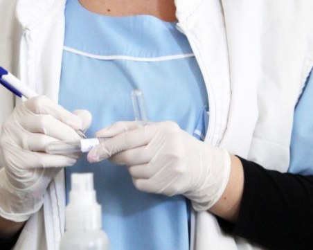 Спешни отделения и кабинети дерат бременни и деца! И то законно...