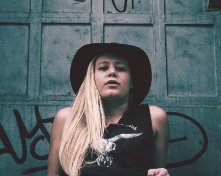 Рене Карабаш представя новия си роман под тепетата