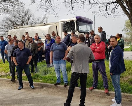 Пловдивски дилъри на гориво: Убиват ни, цените ще скочат с до 50 стотинки за крайния потребител СНИМКИ и ВИДЕО