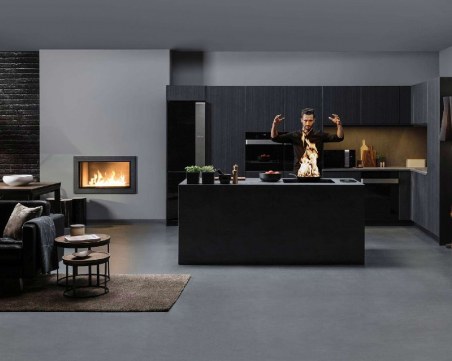 Пловдивски магазин вкара световна марка на пазара СНИМКИ