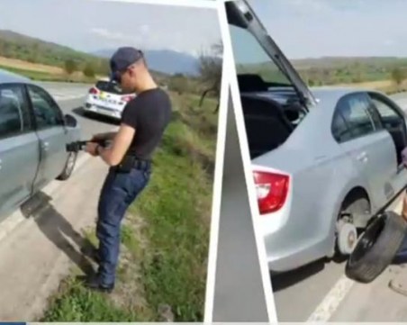 За пример: Полицай помогна на закъсали на пътя момичета ВИДЕО