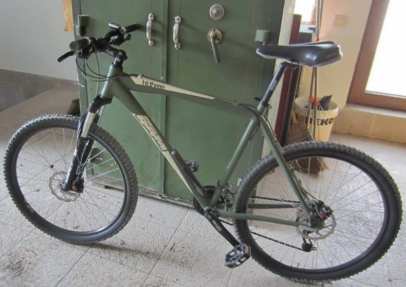 Двама откраднаха велосипед на жена, единият се оказа 10-годишен