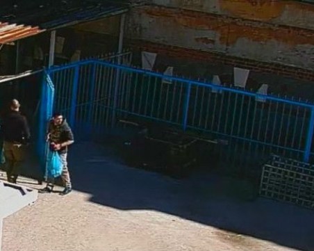 Наказват 14 служители от затвора в София