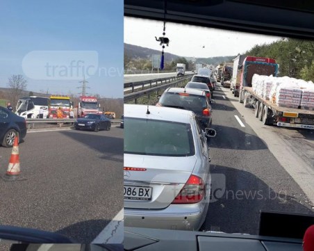 Пловдивчани в капан: 10 километра на магистралата се взимат за 2 часа ВИДЕО и СНИМКИ