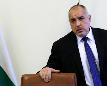 Премиерът Борисов с първи коментар за обърнатия с 45 пътници автобус