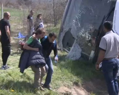 Собственикът на автобуса ковчег: Не петък 13 е виновен, а джигитите на пътя