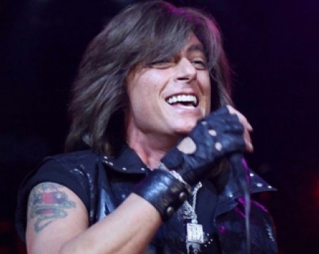 Инфаркт порази вокалист на Deep Purple