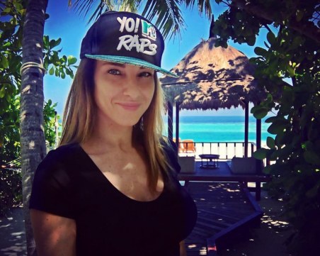 Алекс Раева с поредно пътешествие! Гмурка се на Малдивите СНИМКИ